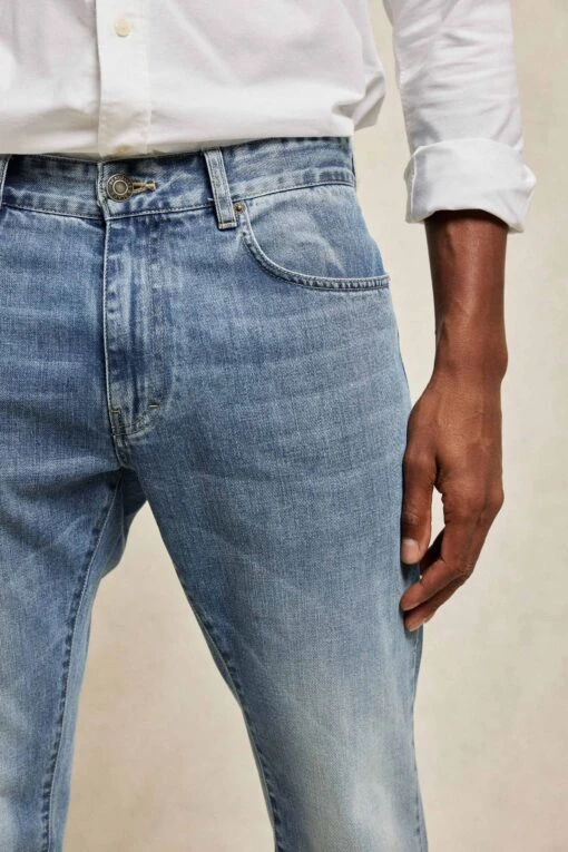 Farringdon Light Wash Jeans - Image 2