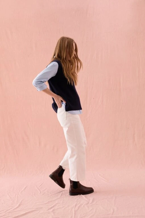 Maybury Ribbed Navy Vest - Image 4