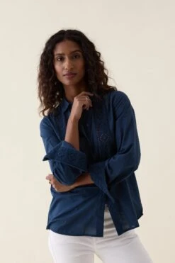 Newhaven Navy Broderie Panel Shirt -Buff Shop Newhaven Navy Broderie Panel Shirt2